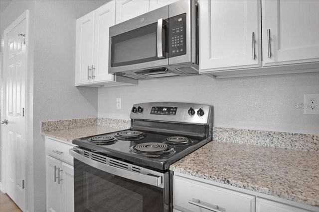 1448 STONE RIDGE CIRCLE, Sebring, FL 33870