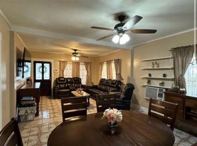 413 S 72 Nd St, Houston, TX 77011