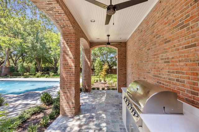 31 Robledo Drive, Dallas, TX 75230