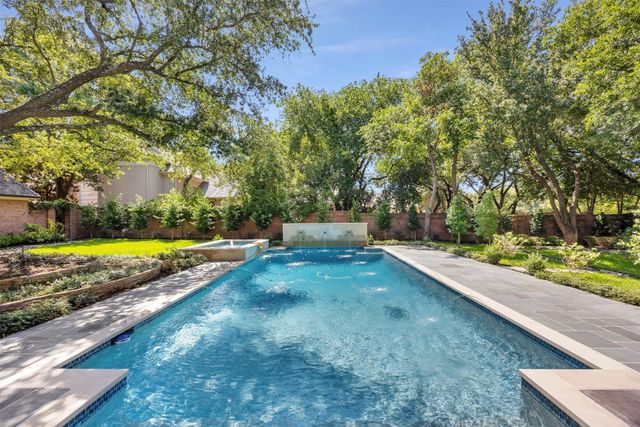 31 Robledo Drive, Dallas, TX 75230