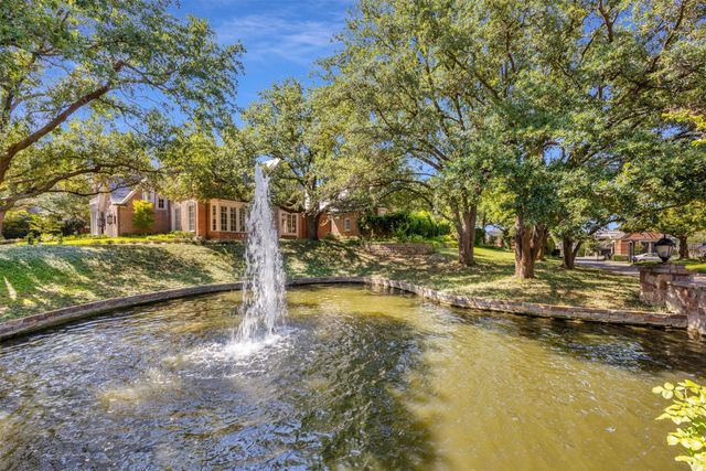 31 Robledo Drive, Dallas, TX 75230