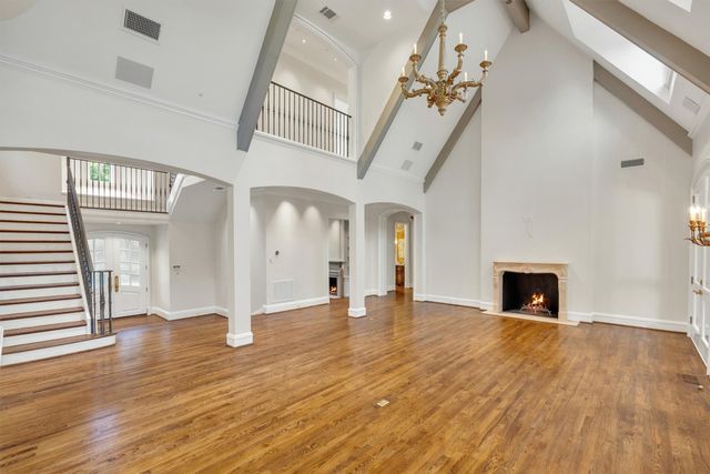 31 Robledo Drive, Dallas, TX 75230