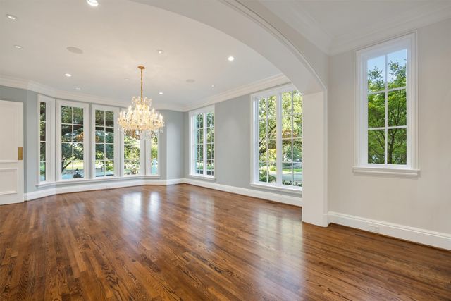 31 Robledo Drive, Dallas, TX 75230