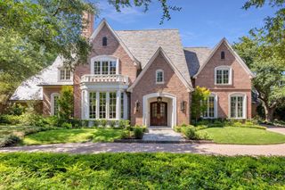 31 Robledo Drive, Dallas, TX 75230