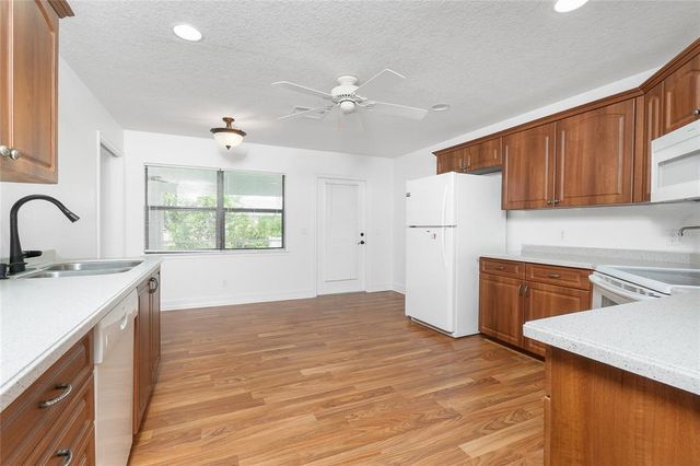 5055 MELBOURNE STREET, Punta Gorda, FL 33980