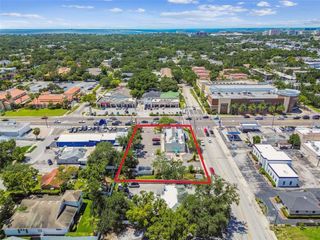 3712 W AZEELE STREET, Tampa, FL 33609