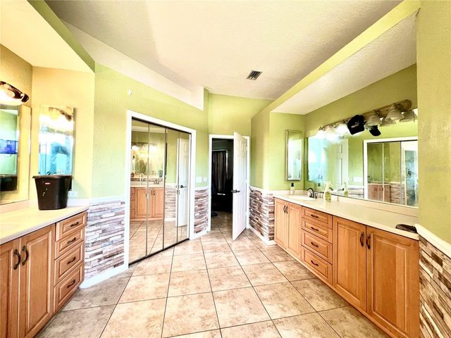 927 WHIPPOORWILL DRIVE, Palm Harbor, FL 34683