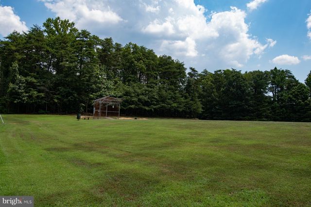 8003 ROCKWOOD CT, Springfield, VA 22153