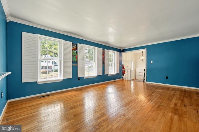 8003 ROCKWOOD CT, Springfield, VA 22153