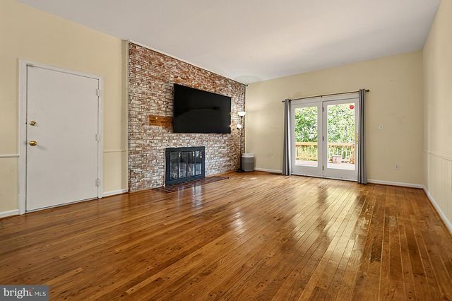 8003 ROCKWOOD CT, Springfield, VA 22153