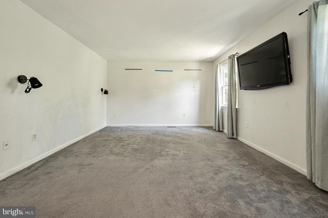 8003 ROCKWOOD CT, Springfield, VA 22153