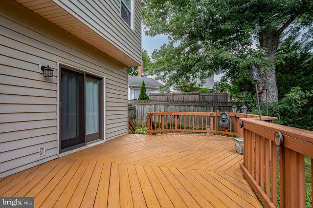 8003 ROCKWOOD CT, Springfield, VA 22153