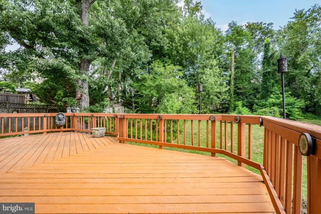 8003 ROCKWOOD CT, Springfield, VA 22153