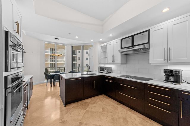 4600 N Ocean Drive 605, Singer Island, FL 33404