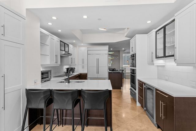 4600 N Ocean Drive 605, Singer Island, FL 33404