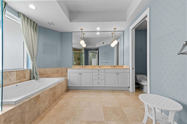 4600 N Ocean Drive 605, Singer Island, FL 33404