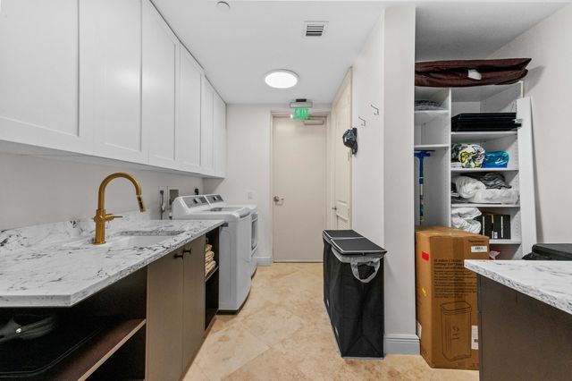 4600 N Ocean Drive 605, Singer Island, FL 33404