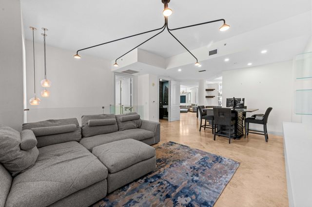 4600 N Ocean Drive 605, Singer Island, FL 33404