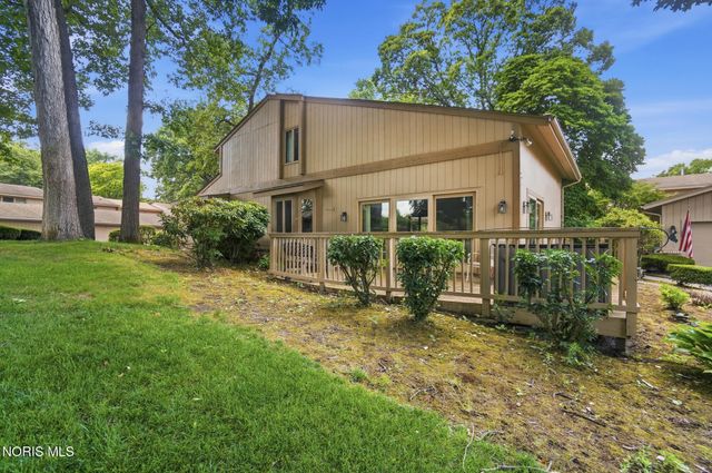2437 Parliament Square, Toledo, OH 43617