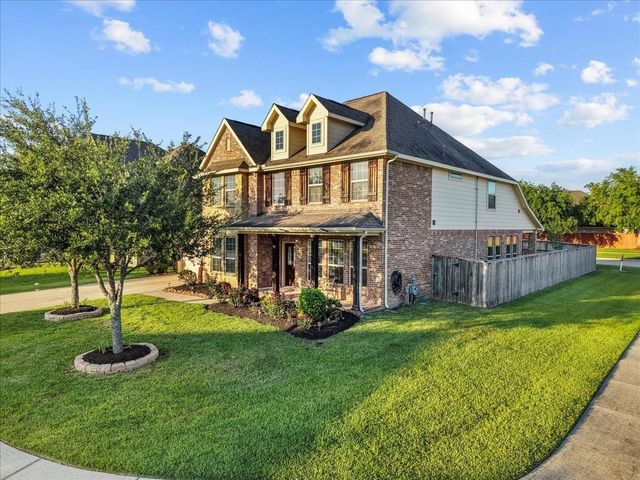 2246 Oakleaf Trail Lane, League City, TX 77573