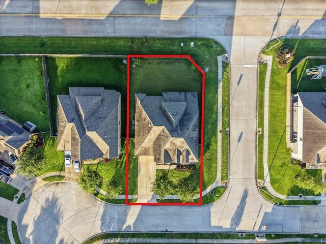 2246 Oakleaf Trail Lane, League City, TX 77573