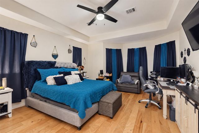 2207 Longspur Lane, League City, TX 77573