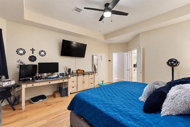 2207 Longspur Lane, League City, TX 77573