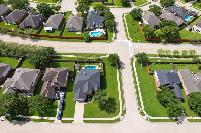 2207 Longspur Lane, League City, TX 77573