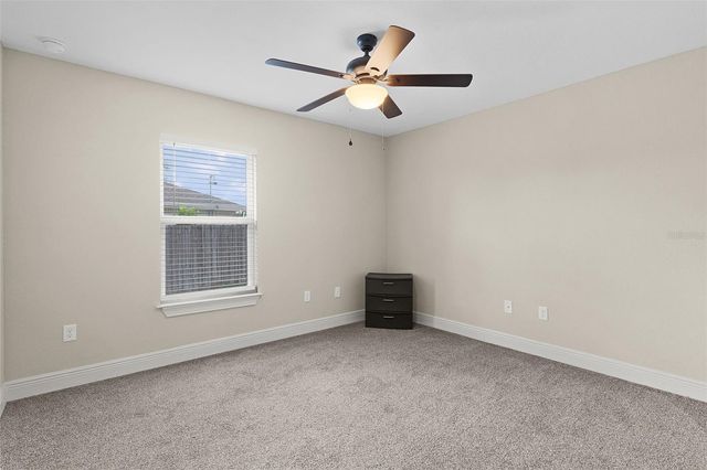 13 MALAUKA RADIAL RUN, Ocklawaha, FL 32179