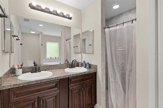 13 MALAUKA RADIAL RUN, Ocklawaha, FL 32179