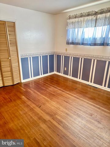 800 LEONARD DR, Millville, NJ 08332