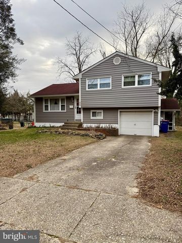 800 LEONARD DR, Millville, NJ 08332