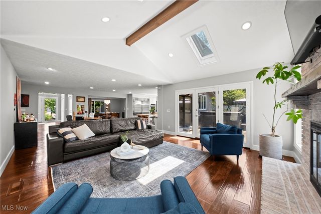 25901 Annesley Road, Beachwood, OH 44122