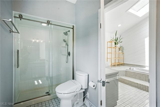 25901 Annesley Road, Beachwood, OH 44122