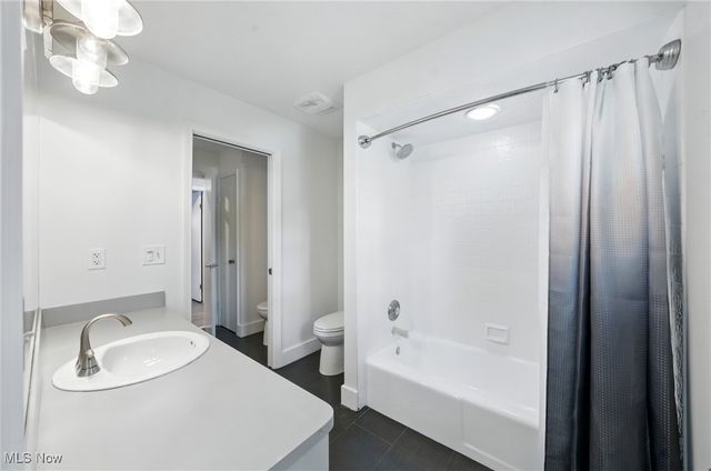 25901 Annesley Road, Beachwood, OH 44122