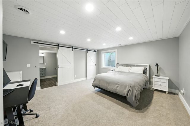 25901 Annesley Road, Beachwood, OH 44122