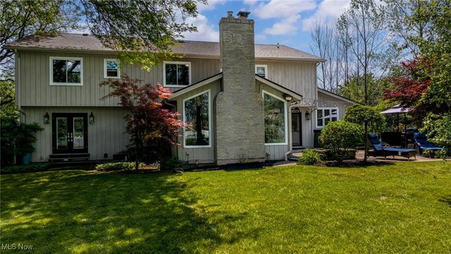 25901 Annesley Road, Beachwood, OH 44122