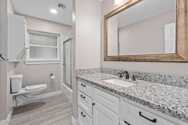 703 Barbara Street, Tomball, TX 77375