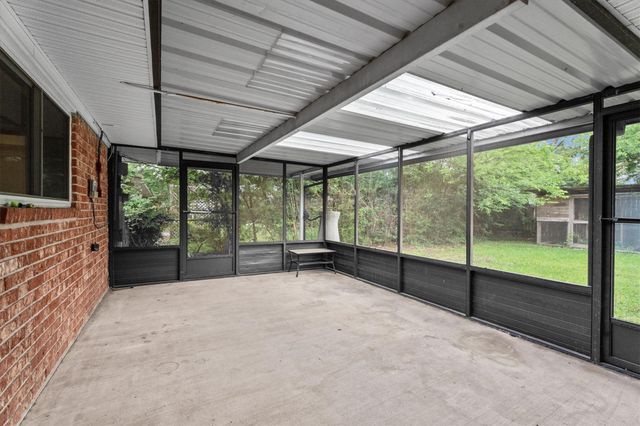 703 Barbara Street, Tomball, TX 77375