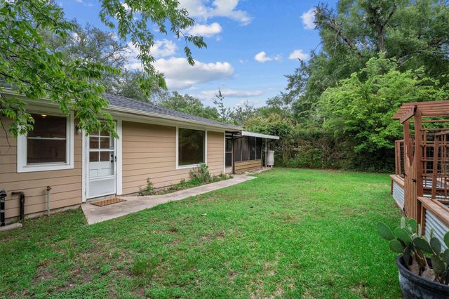 703 Barbara Street, Tomball, TX 77375