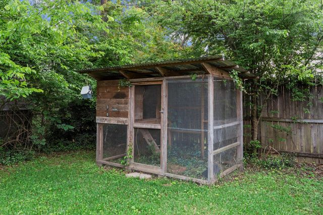 703 Barbara Street, Tomball, TX 77375