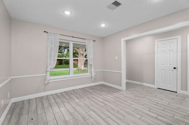 703 Barbara Street, Tomball, TX 77375