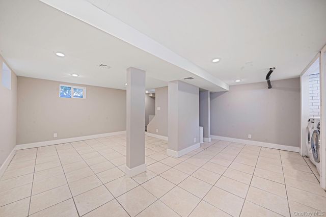 101 Oswego Street, North Bellmore, NY 11710