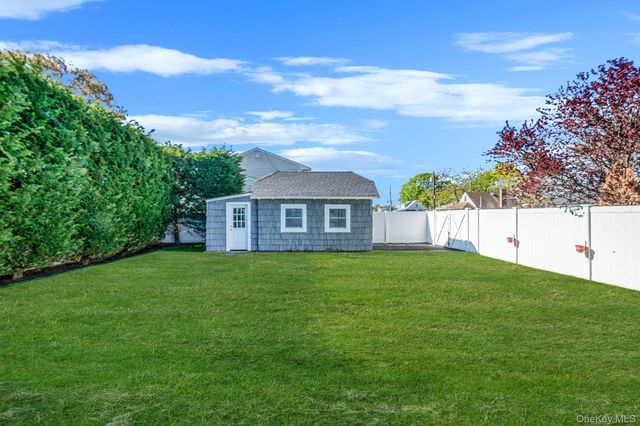 101 Oswego Street, North Bellmore, NY 11710