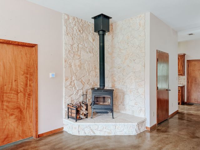 9982 County Road 4200, Kerens, TX 75144