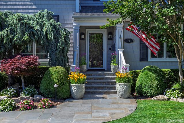 71 Shepherd Street, Rockville Centre, NY 11570