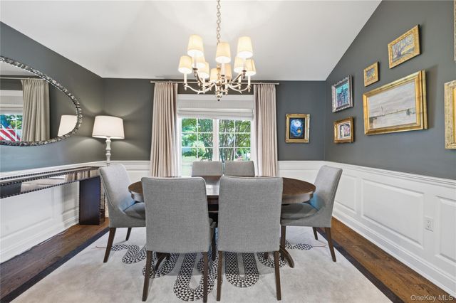 71 Shepherd Street, Rockville Centre, NY 11570