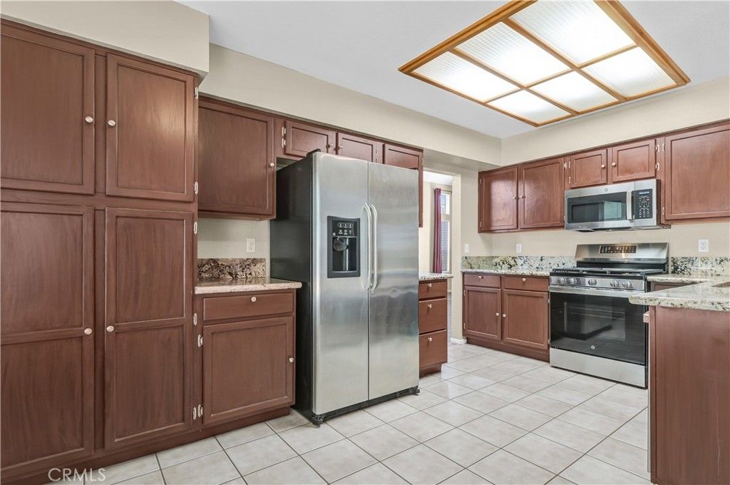 43156 Corte Almonte, Temecula, CA 92592 — photo 5