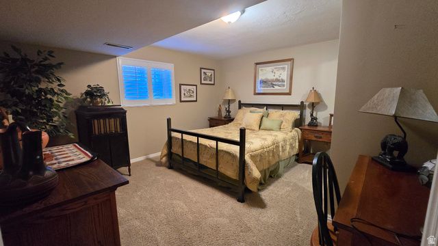 11077 S SUSAN DR, Sandy, UT 84092