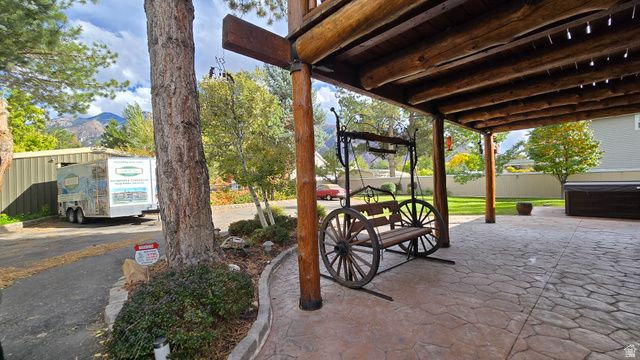 11077 S SUSAN DR, Sandy, UT 84092